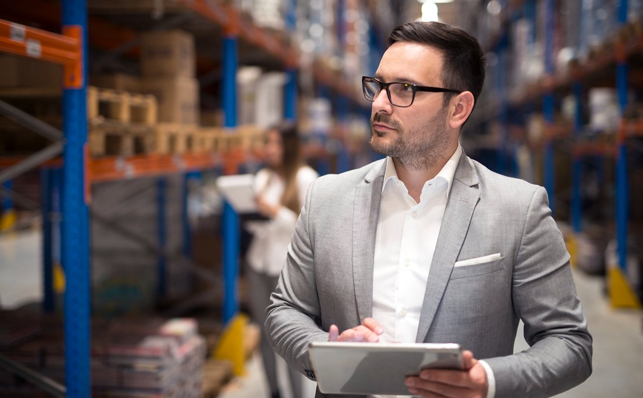How Machine Learning Enhances Supply Chain Efficiency